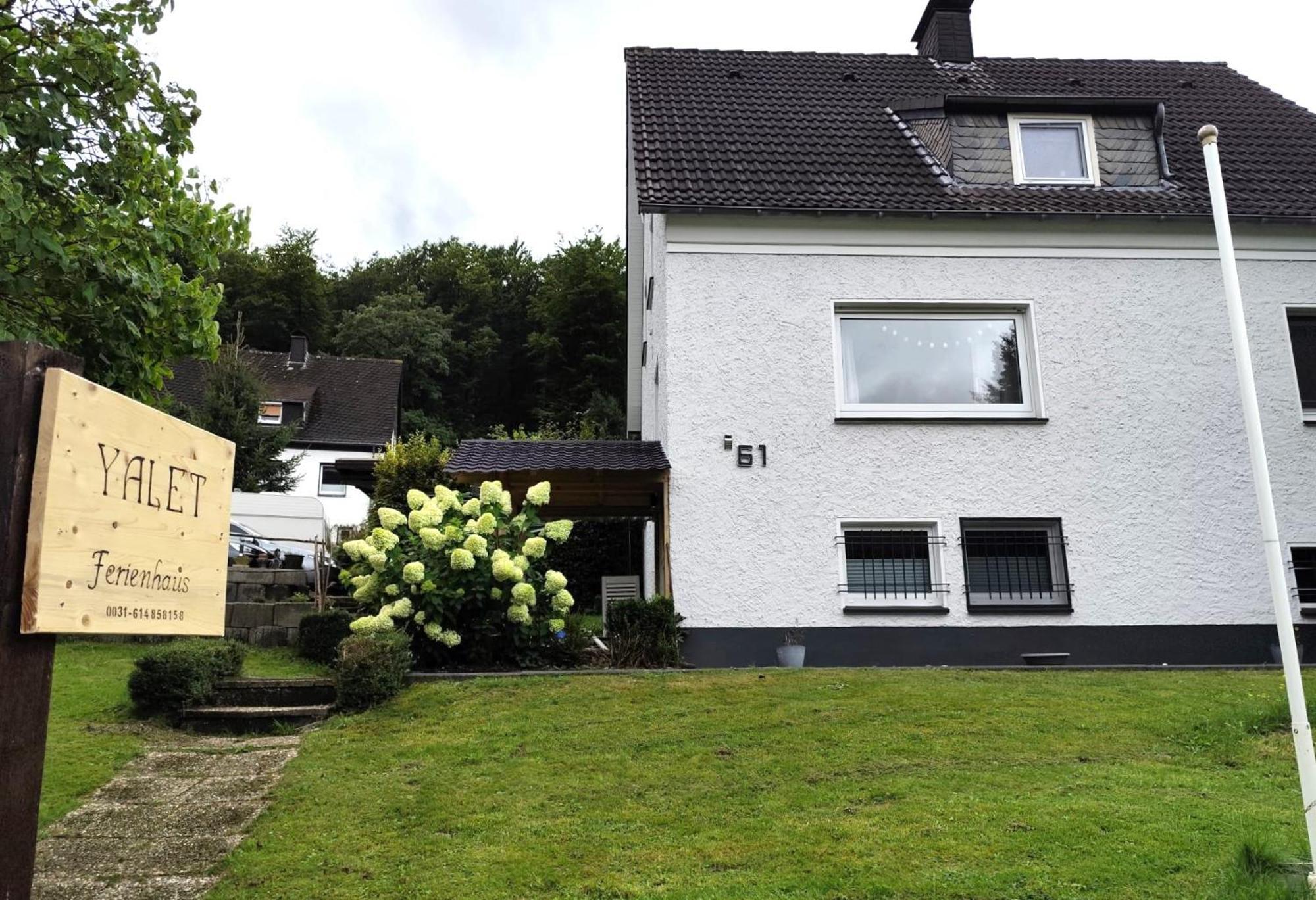 Yalet Ferienhaus 2 Appartementen Vlakbij Willingen Brilon-Wald Luaran gambar